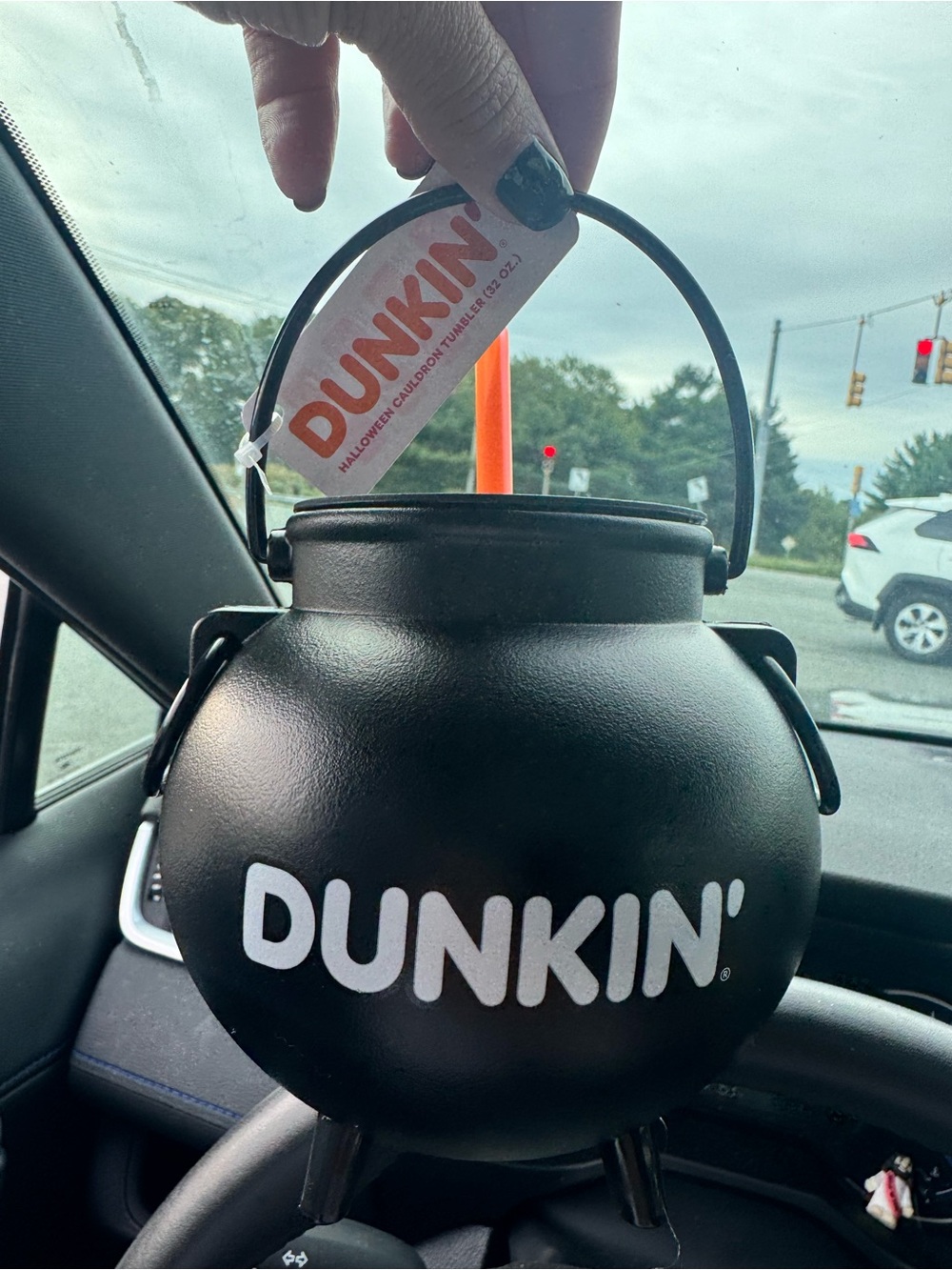 Dunkin 32 oz Black Cauldron-Style Travel Tumbler